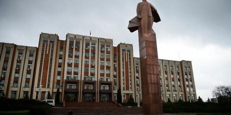 В Приднестровье на выборах президента победил Красносельский – экзит-полл