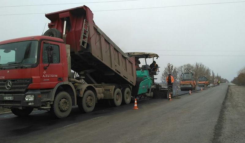 В этом году в Украине хотят отремонтировать около 4 тыс.км дорог. Н-11 и Н-14 тоже в планах 1