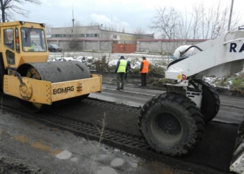 В Николаеве спешно ремонтируют дороги по увтержденному маршруту для грузовиков