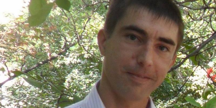 Директор Николаевского аэропорта подал в суд на депутата от БПП Барну, а коллектив – написал жалобу Президенту (ДОКУМЕНТ)