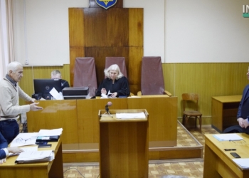 Суд вынес решение по иску экс-главврача Николаевской психиатрической больницы Очколяса, требовавшего 50 тысяч компенсации за критику его работы