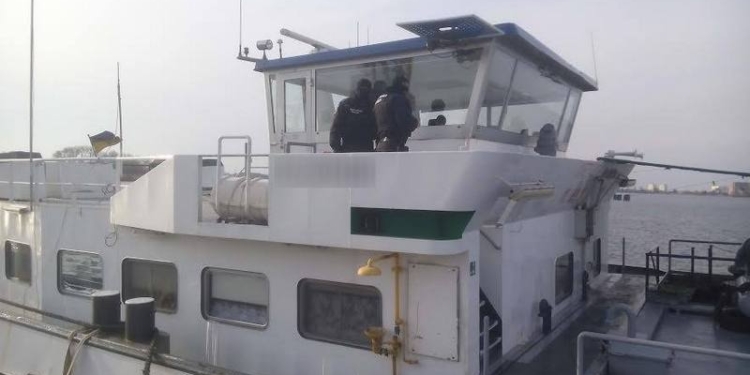 В Херсоне задержали три танкера с контрабандным топливом