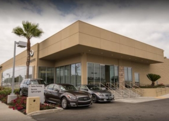 Из дилерского центра в США угнали 40 автомобилей Infiniti. Кражу обнаружили случайно