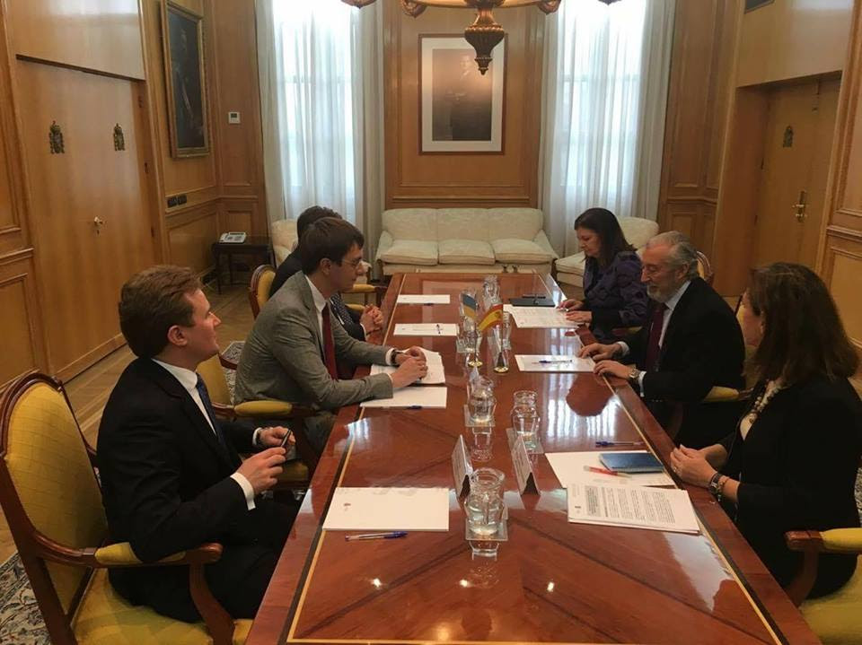 Омелян в Испании обсудил возможность привлечения фондов ЕС к реализации инфраструктурных проектов в Украине 1