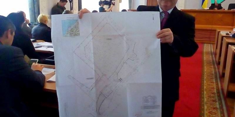 Сессия Николаевского горсовета: и гаражам нет, и проектам «УкрБуда» – тоже нет