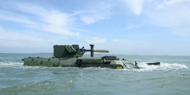 Индонезийские ВС испытали разработанные в Украине БТР-4М в своих условиях