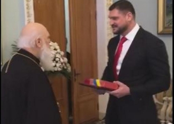 Алексей Савченко от Николаевщины поздравил Филарета с днем рождения. Что подарил, и что в ответ сказал Патриарх Киевский и Всея Руси-Украины?