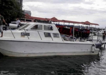 Спасли капитана и моряка с пропавшего малайзийского судна