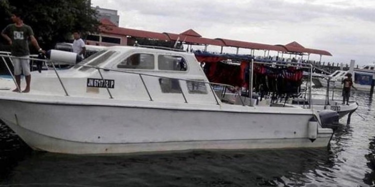 Спасли капитана и моряка с пропавшего малайзийского судна