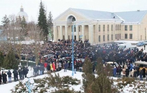 Медицинский Майдан? В Винницкой области тысячи людей протестуют против госпитальных округов 1