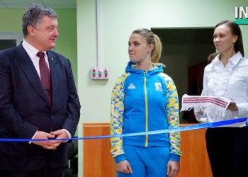 Ольга Харлан – Петру Порошенко: «Два президента только обещали, а вы сделали»