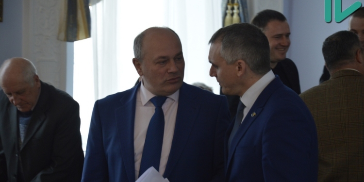 С колядками. Депутаты Николаевского горсовета открыли земельную сессию (ОНЛАЙН-ТРАНСЛЯЦИЯ)