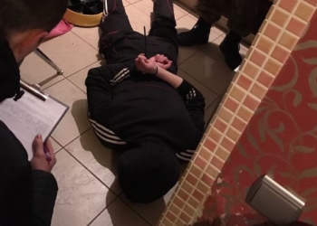 Наркоманы в прокуратуре. Задержанный сотрудник не только сам употреблял, но и других склонял