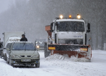 Стихия в Николаеве. Горожане демонстрируют дисциплинированность, власть оправдывает ожидания
