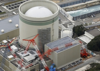 В Японии строительный кран упал на энергоблок АЭС – утечки радиации и пострадавших нет