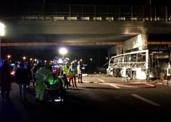 Дети венгерского учителя, спасшего учеников из горящего автобуса, погибли