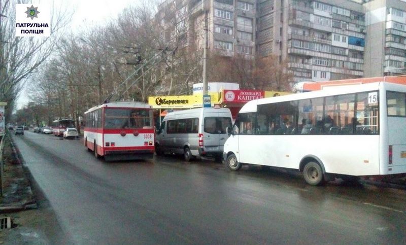 Мэрия Николаева ликвидирует маршрутки №№8 и 21, чтобы дать заработать "Николаевэлектротрансу" 1