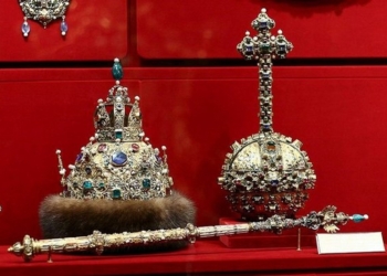 Экс-депутат Госдумы возродит российскую монархию на островах Кирибати