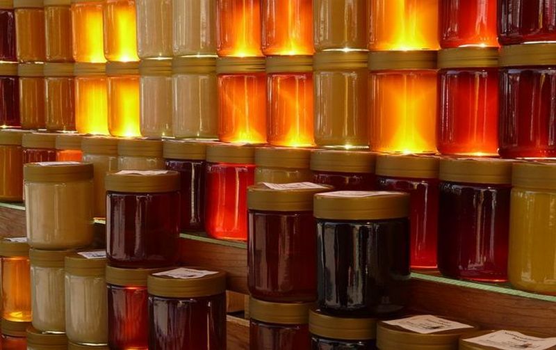 Ученые назвали самый целебный мед в Украине 1