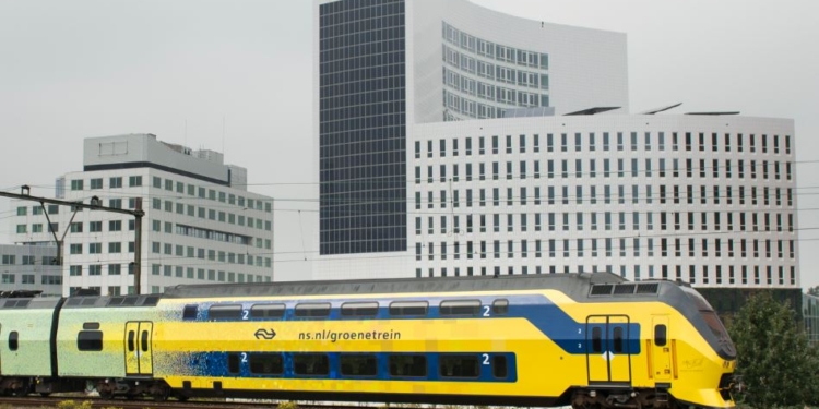 Со скоростью ветра. В Нидерландах все поезда перешли на ветровую энергию