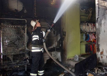 В Николаеве сгорел магазин “Сэконд-Хенд”