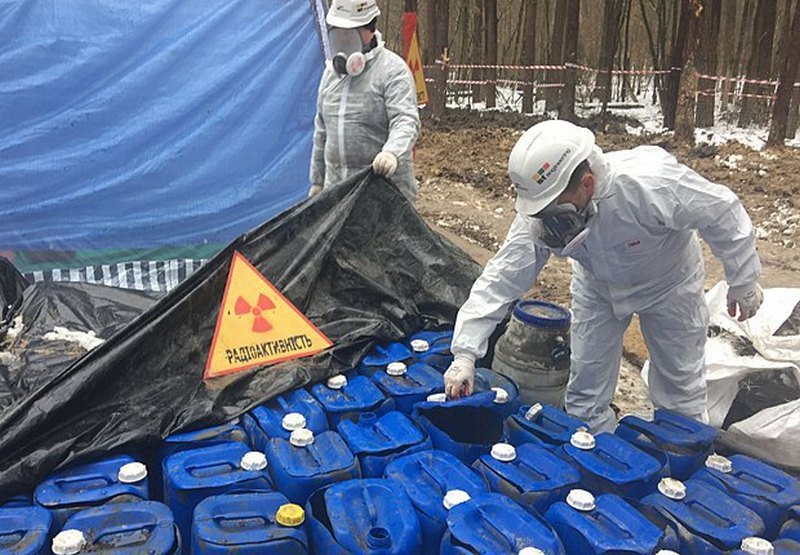 В Житомирской области ликвидировали могильник радиоактивных отходов 1