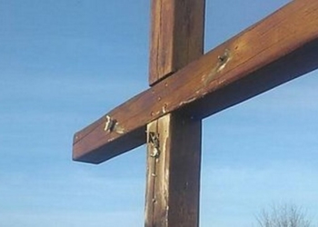 Эхо погрома синагоги: двух братьев-израильтян подозревают в разрушении распятия в Умани