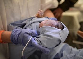 В Украине впервые родился ребенок “от трех родителей”