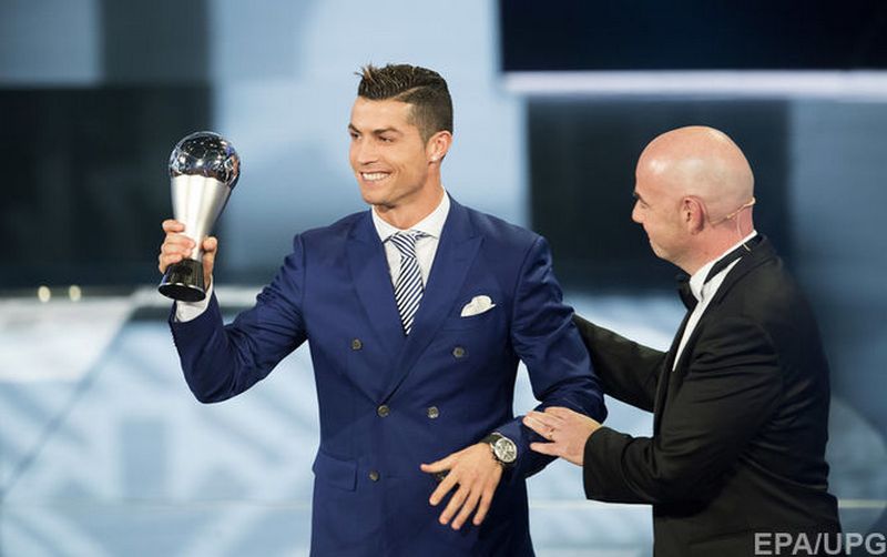 Роналду – лучший футболист 2016 года по версии ФИФА 1
