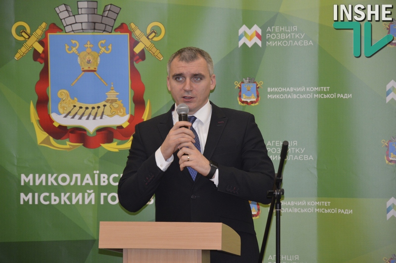 Сенкевич представил свою команду и отчитался о годе работы в должности мэра Николаева 20