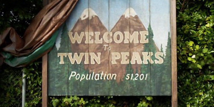 Третий сезон культового сериала “Твин Пикс” Дэвида Линча выйдет в мае этого года
