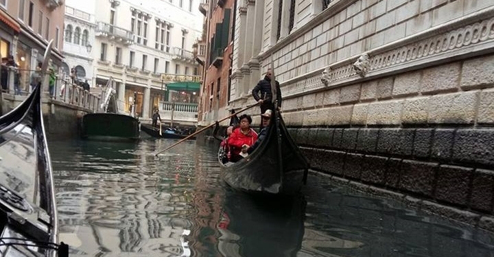 Из Венеции ушла вода. А запах остался