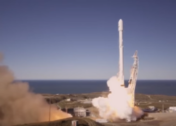 Компания SpaceX успешно запустила ракету Falcon 9