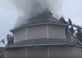 Во Львовской области горела деревянная церковь ХIХ века