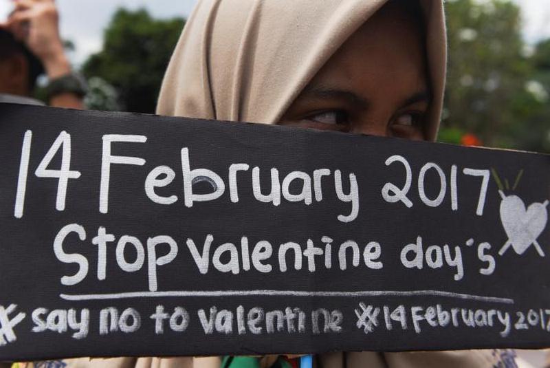 В Индонезии несколько регионов запретили День святого Валентина 1