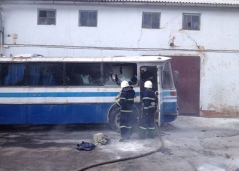 Горел «гастрольный» автобус Николаевского русдрамтеатра