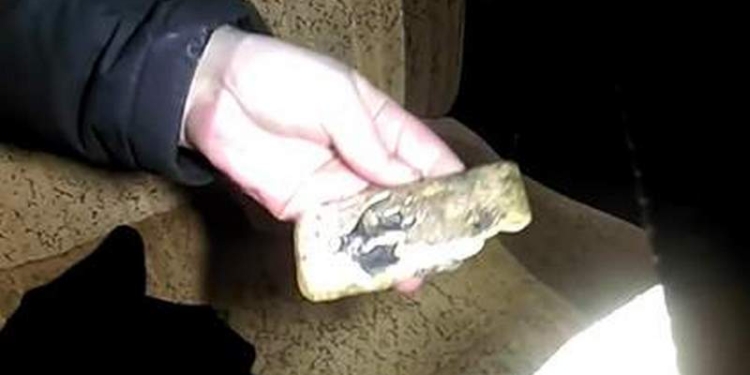 В наших маршрутках обычно теряют зонтики – в якутской маршрутке “потеряли” почти 2 кг золота