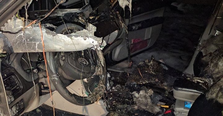 90-е возвращаются? Сожгли машину директора гостиницы «Николаев»