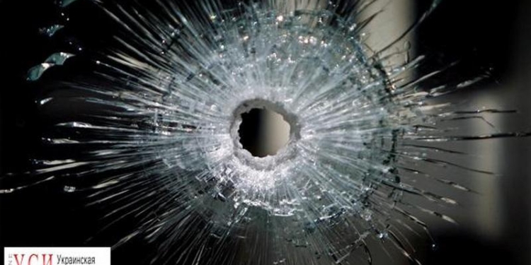 В Одесской области ночью на трассе обстреляли пассажирский автобус: есть раненый