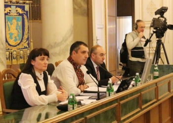 Львовский облсовет поддерживает блокаду оккупированного Донбасса