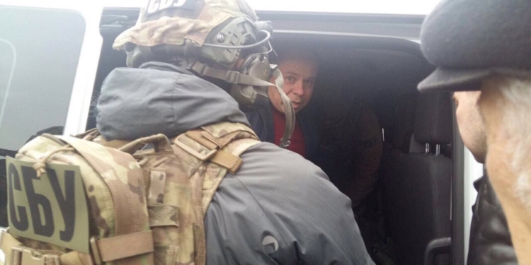 Хороший улов. На взятке в 33 млн.грн. задержали группу вымогателей. В ее составе – бывший фискал