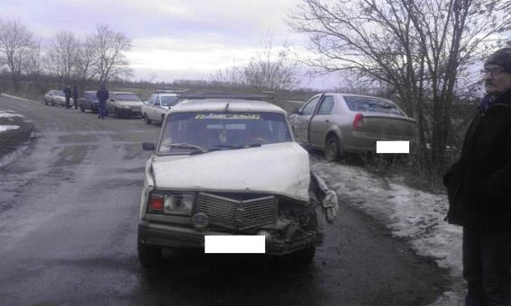 В ДТП на Николаевщине водитель пострадал, а женщина-пешеход погибла