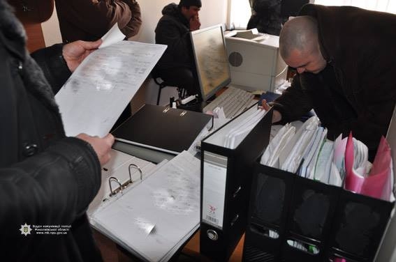 На ПАО «НСЗ «Океан» проведен обыск и опрошены работники и руководство – полиция