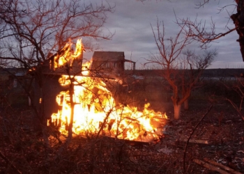 На Николаевщине трижды за сутки горели хозпостройки