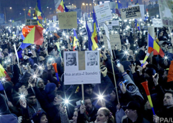 Как перед свержением Чаушеску. “Воры и крысы”! В Румынии продолжаются массовые протесты
