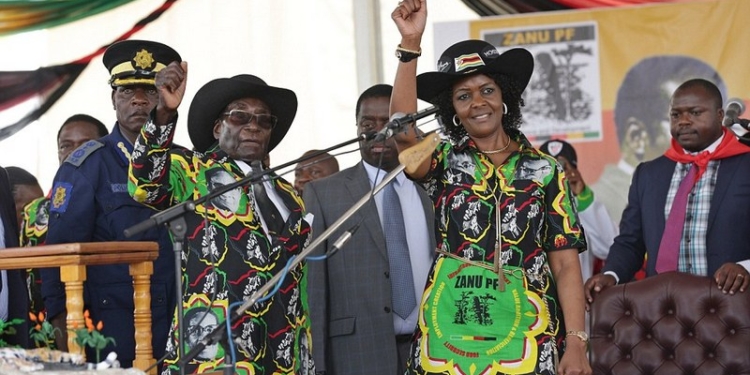 2 млн. долларов на празднование и куртка с собственным портретом: президент Зимбабве отметил свое 93-летие