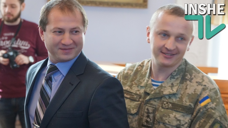 Заместителю мэра Николаева Степанцу, оборонявшему ДАП, вручили медаль «За участие в бою» 3