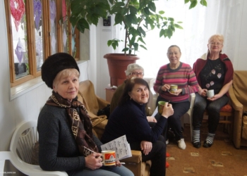 Третий возраст – прекрасное время для самореализации. В Николаеве свободные от работы люди осваивают компьютерную грамоту