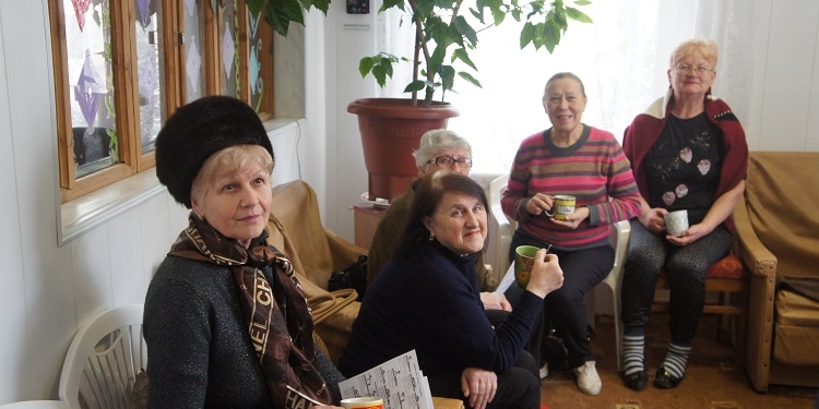 Третий возраст – прекрасное время для самореализации. В Николаеве свободные от работы люди осваивают компьютерную грамоту