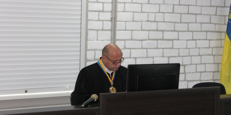 Высший совет правосудия принял отставку судьи Центрального суда Николаева Олега Батченка